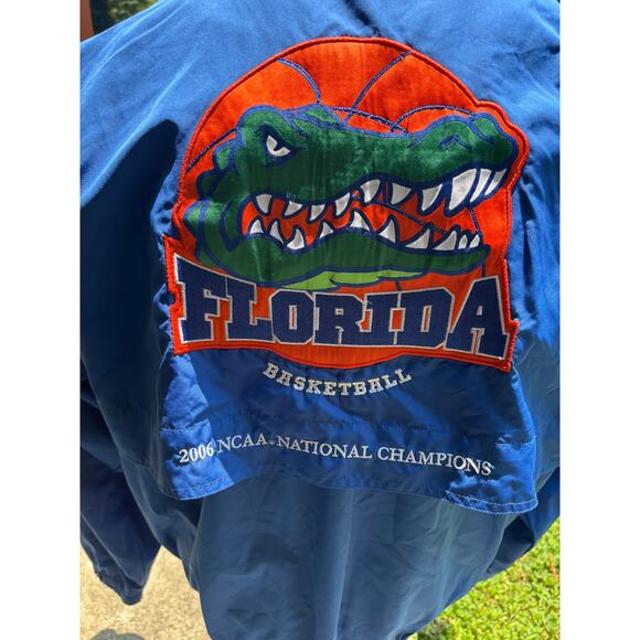 FLORIDA GATORS SIZE LARGE VINTAGE BASKET BALL JACKET - Picture 6 of 7
